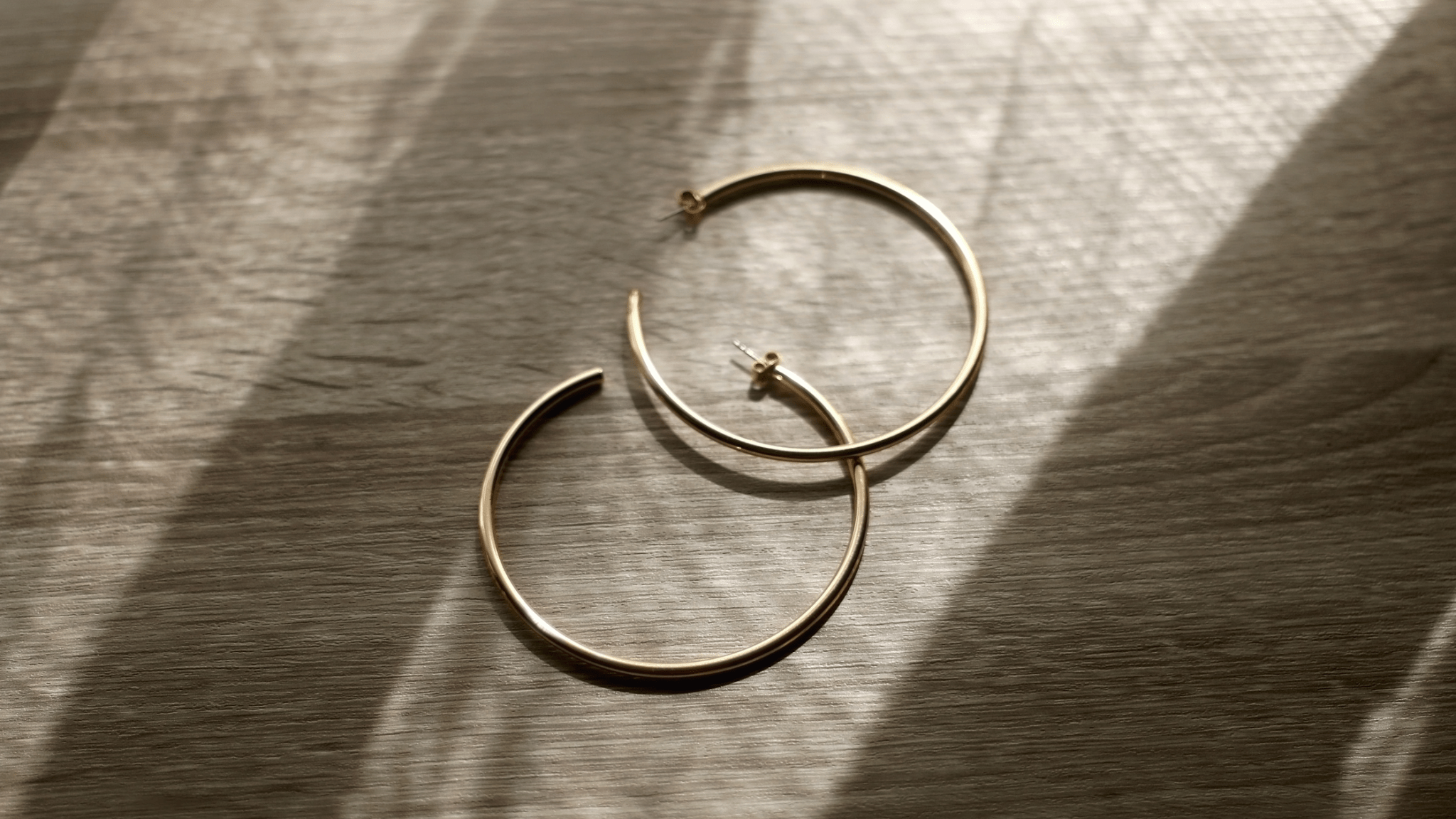 Can I Change My Earrings After 1 Week? – Luvari