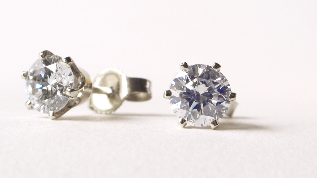 Do All Real Diamond Earrings Have Screw Backs?
