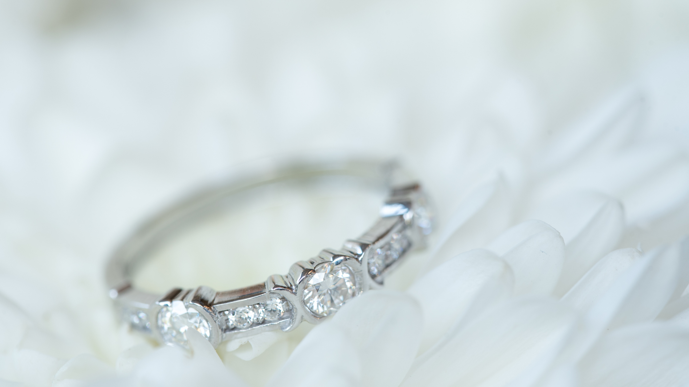 Can You Use An Eternity Ring As A Wedding Ring?