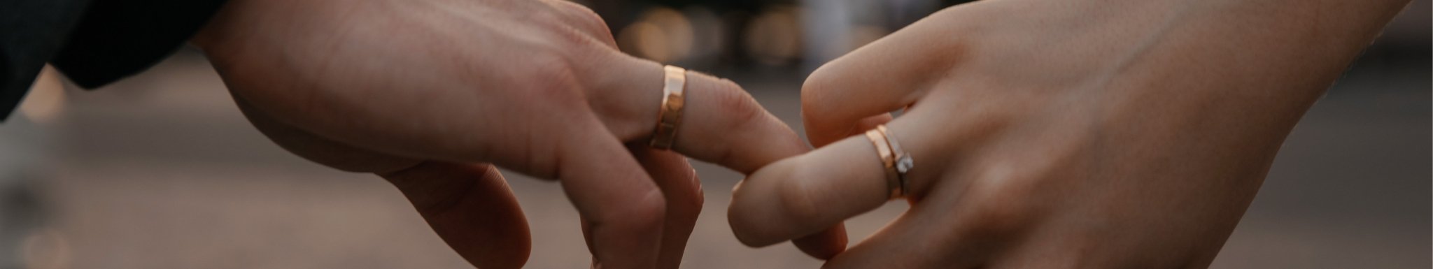 Wedding Bands Under $500 - Luvari