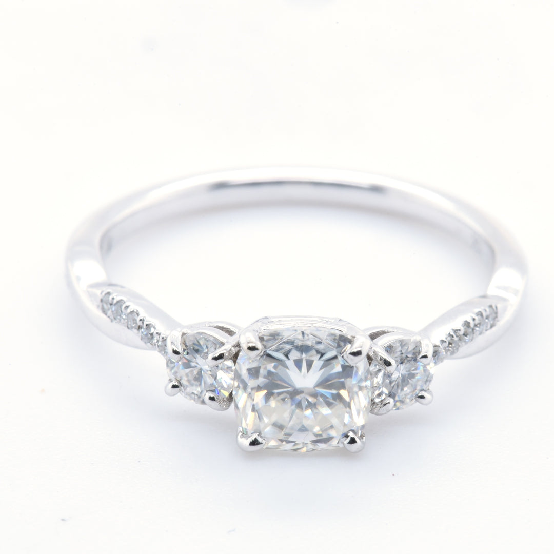 10K White Gold, High Polish, Customer ring, Resizing